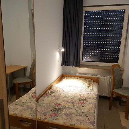 Hostel Gastehaus Zum Padre Goch Εξωτερικό φωτογραφία